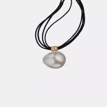 14K Gold Leather Necklace with Wild Pearl