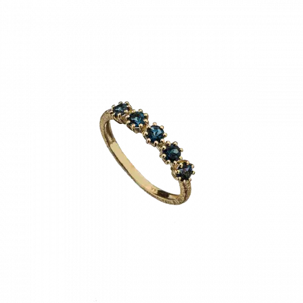 טבעת זהב 14 קראט בשיבוץ לונדון בלו טופז