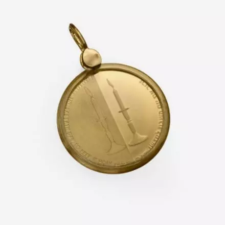 תליון מדליית זכור את יום השבת לקודשו זהב 14 קראט 13.92 מ"מ