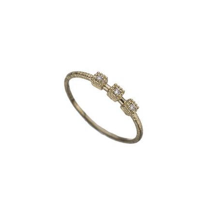 טבעת זהב צהוב 14 קראט, ריבועים, בחלקה העליון משובצת יהלומים 0.03CT