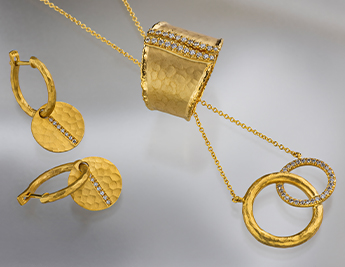 קולקציית מעגלים שלובים - תכשיטי זהב 14 קראט בשיבוץ יהלומים