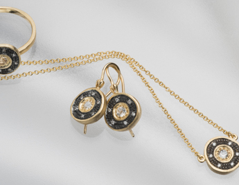 קולקציית שמיים זרועי כוכבים - תכשיטי זהב 14 קראט טופז לבן ויהלום בגימור רודיום