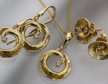 קולקציית שושנה - תכשיטי זהב 14 קראט בשיבוץ יהלומים